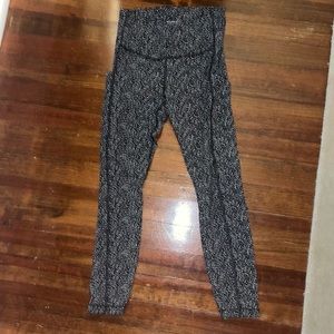 Athleta Capri leggings